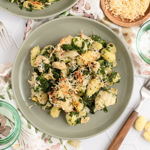"Spinach & Artichoke Dip" Gnocchi Bake with Cauliflower