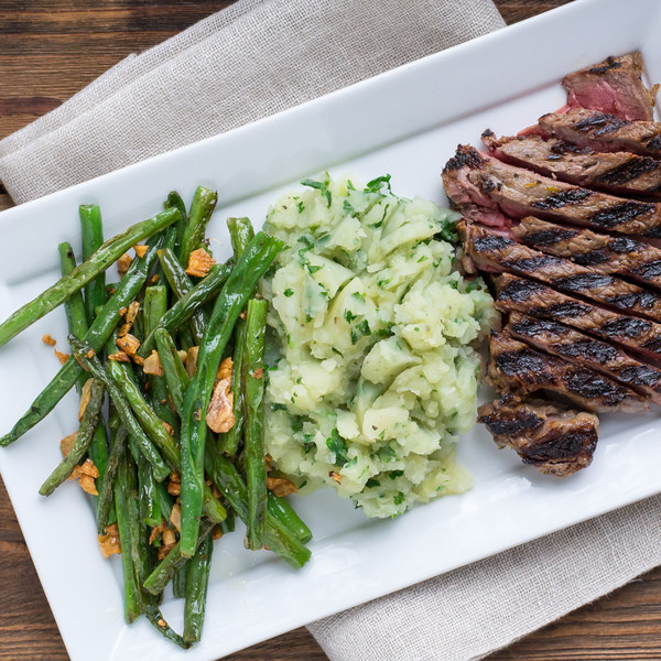 Lemon Pepper Steak with Mashed Potatoes & Green Beans