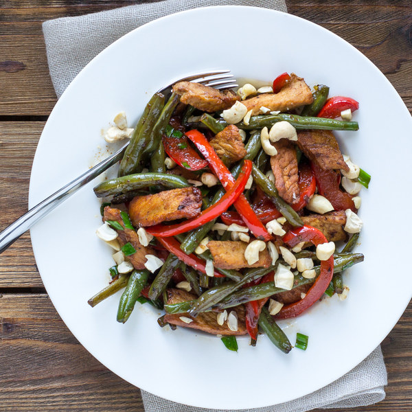 Pork, Green Bean & Bell Pepper Stir Fry with Cashews
