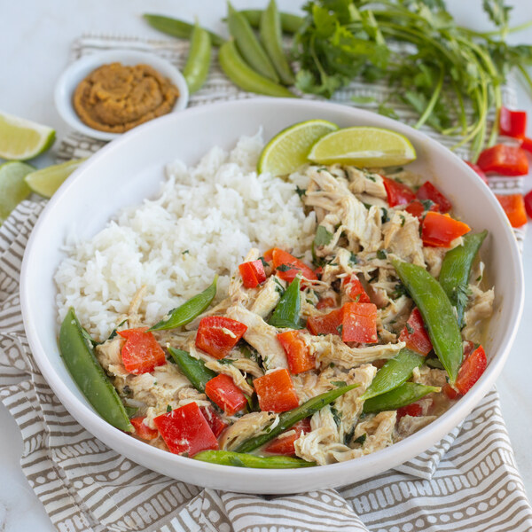 Thai Green Curry Chicken with Snap Peas, Bell Pepper, Cilantro & Rice