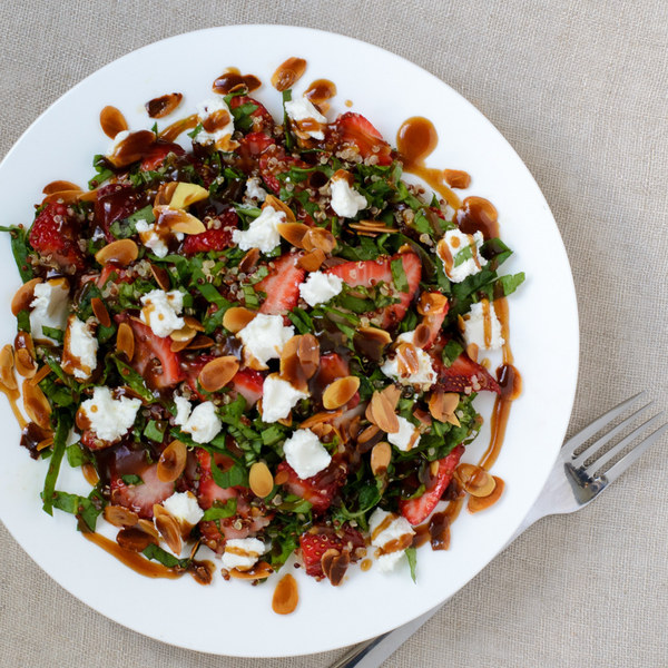 Strawberry, Spinach & Quinoa Salad with Balsamic Vinaigrette