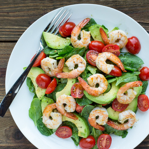 Spinach, Shrimp & Avocado Salad with Zesty Lemon Vinaigrette