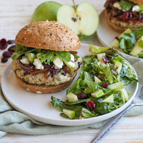 Turkey Cranberry Burger with Onion, Goat Cheese & Mixed Greens