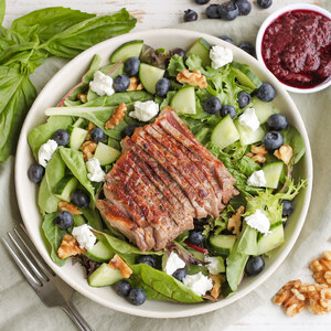 Steak Salad with Walnuts, Goat Cheese & Blueberry-Basil Dressing