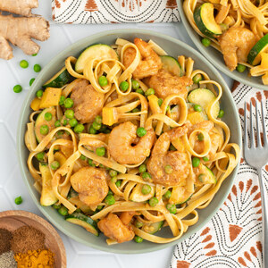 Shrimp Fettuccine with "Tikka Masala" Sauce, Zucchini, Peppers & Peas